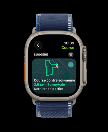 Apple Watch Ultra 3, naturel, boîtier en titane, Course contre soi-même, séance de course à l’extérieur, bracelet, Sentier bleu/bleu vif