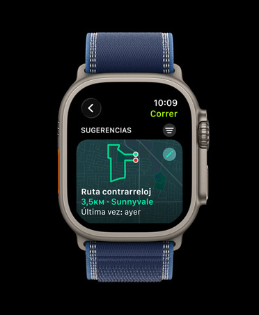 Apple Watch Ultra 3, color natural, caja de titanio, Ruta Contrarreloj, entreno Correr, correa Loop Trail, color azul/azul brillante